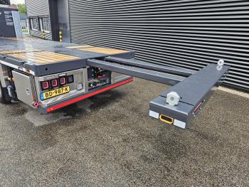 R590 - 8x2 WIDE SPREAD / HMF 95 tm - JIB - LIER / NIEUW!